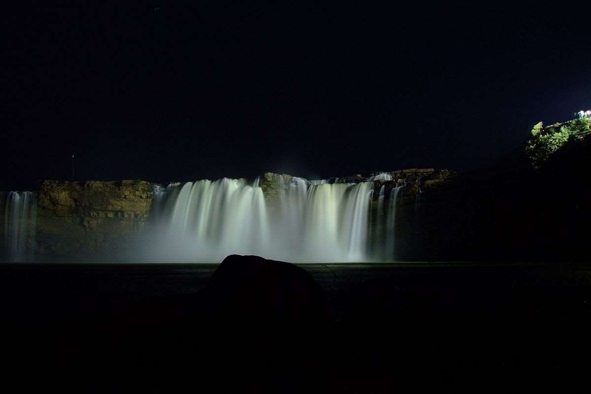 Chitrakoot Waterfalls - Tourist Places in India
