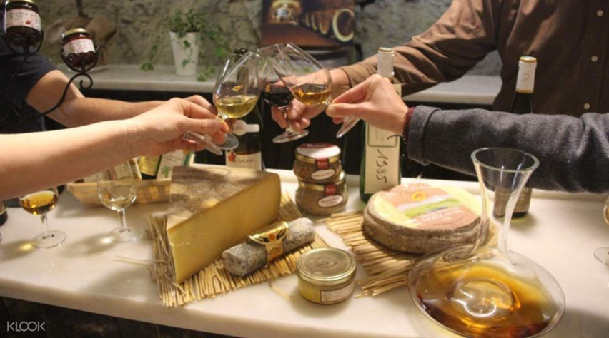 Wine Tasting Tour In Paris