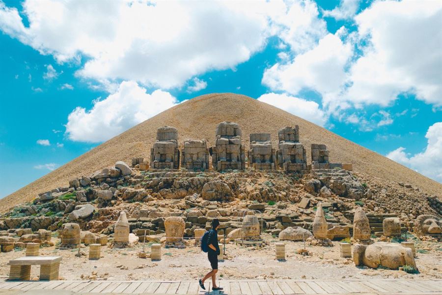 Mount Nemrut - Holiday Destinations of Turkey