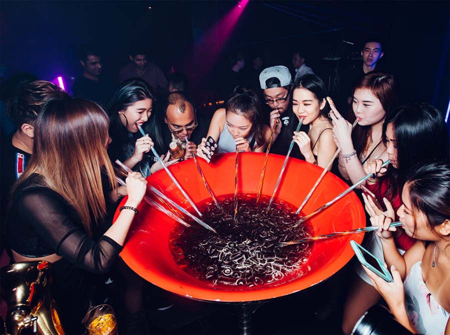 Clark Quay, Nightlife In Singapore