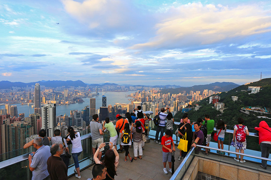 Walk Leisurely at Victoria Peak, Hong Kong