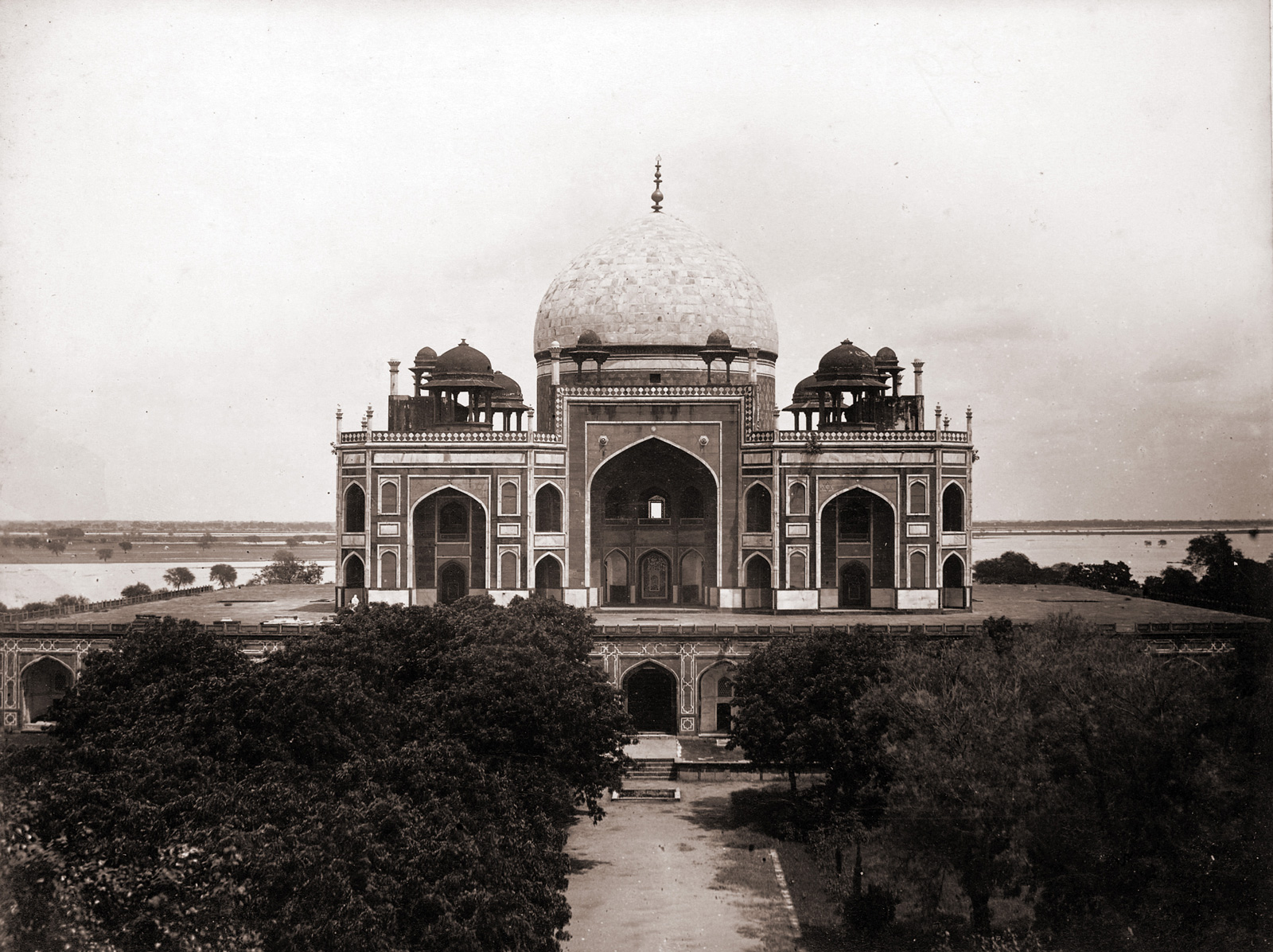 Historical Image of Humayun Tomb
