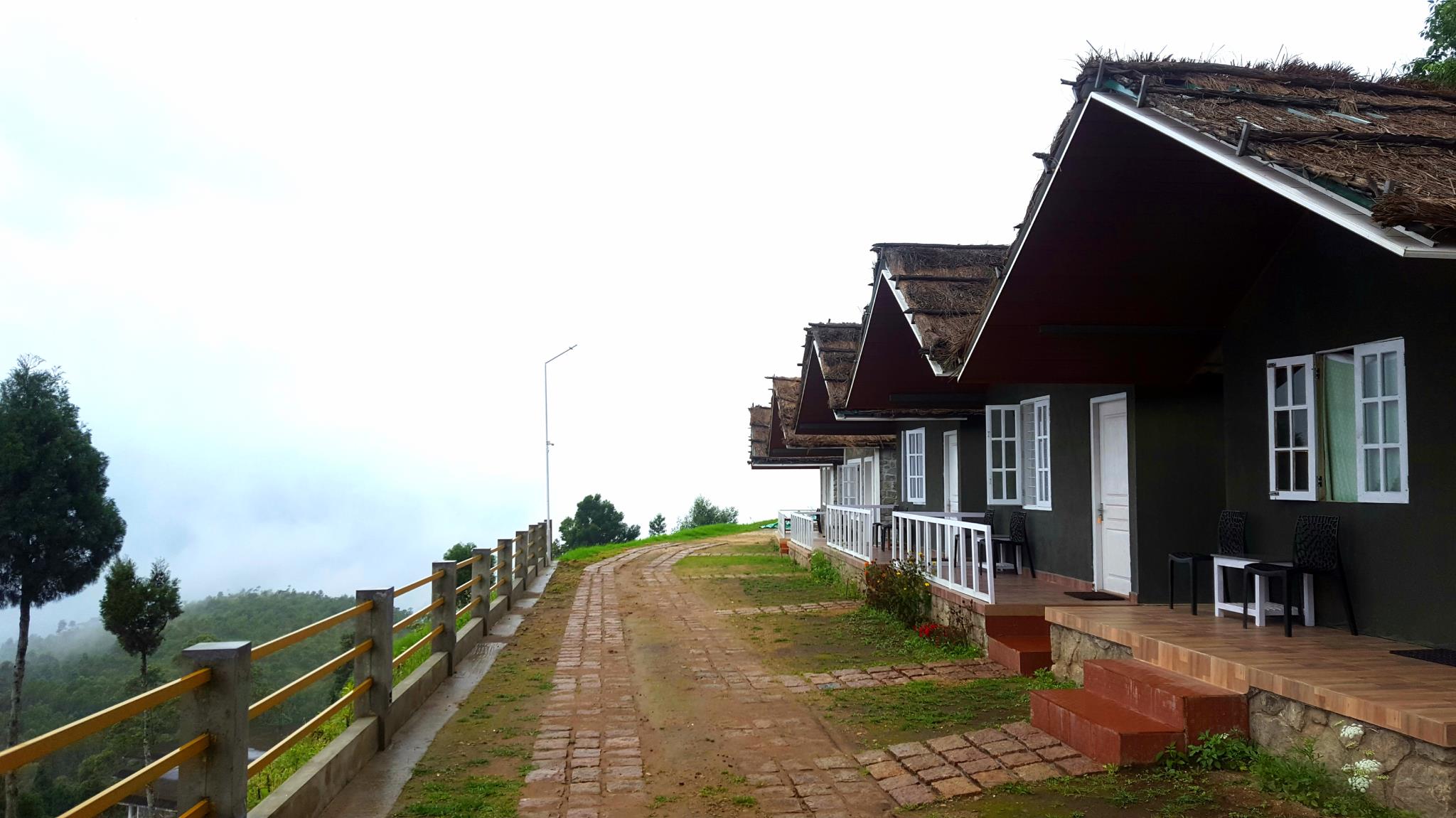 Adventure Anaerangal Camp, Munnar