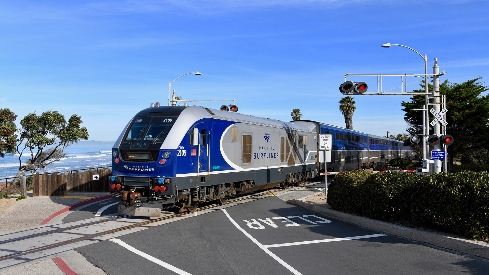Amtrak Pacific Surfliner Rail