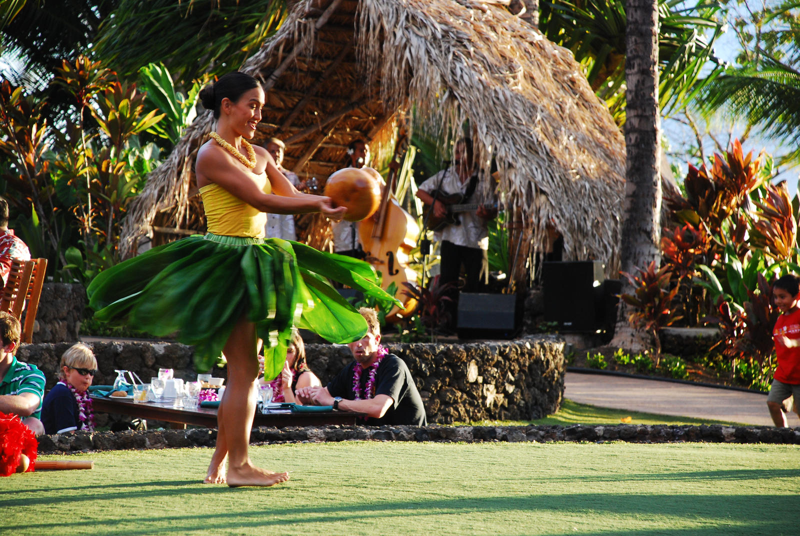Old Lahaina luau