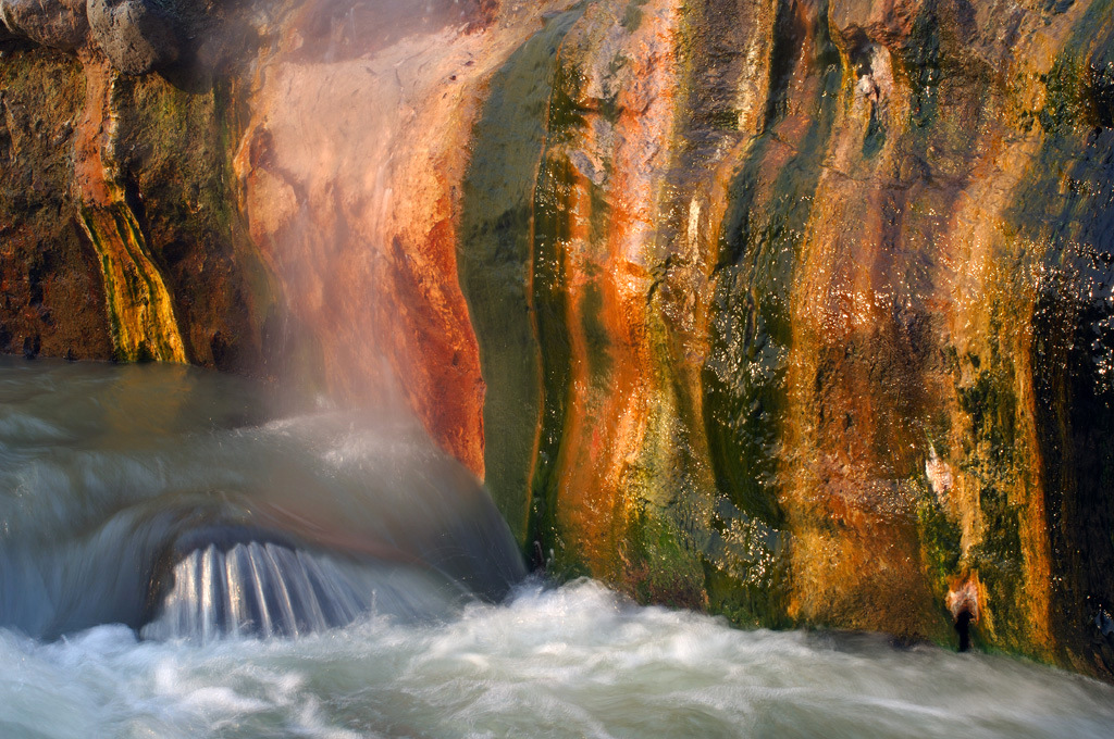 Scenic Valleys of The World Cover