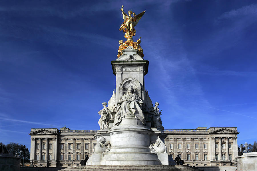 The Victoria monuments 