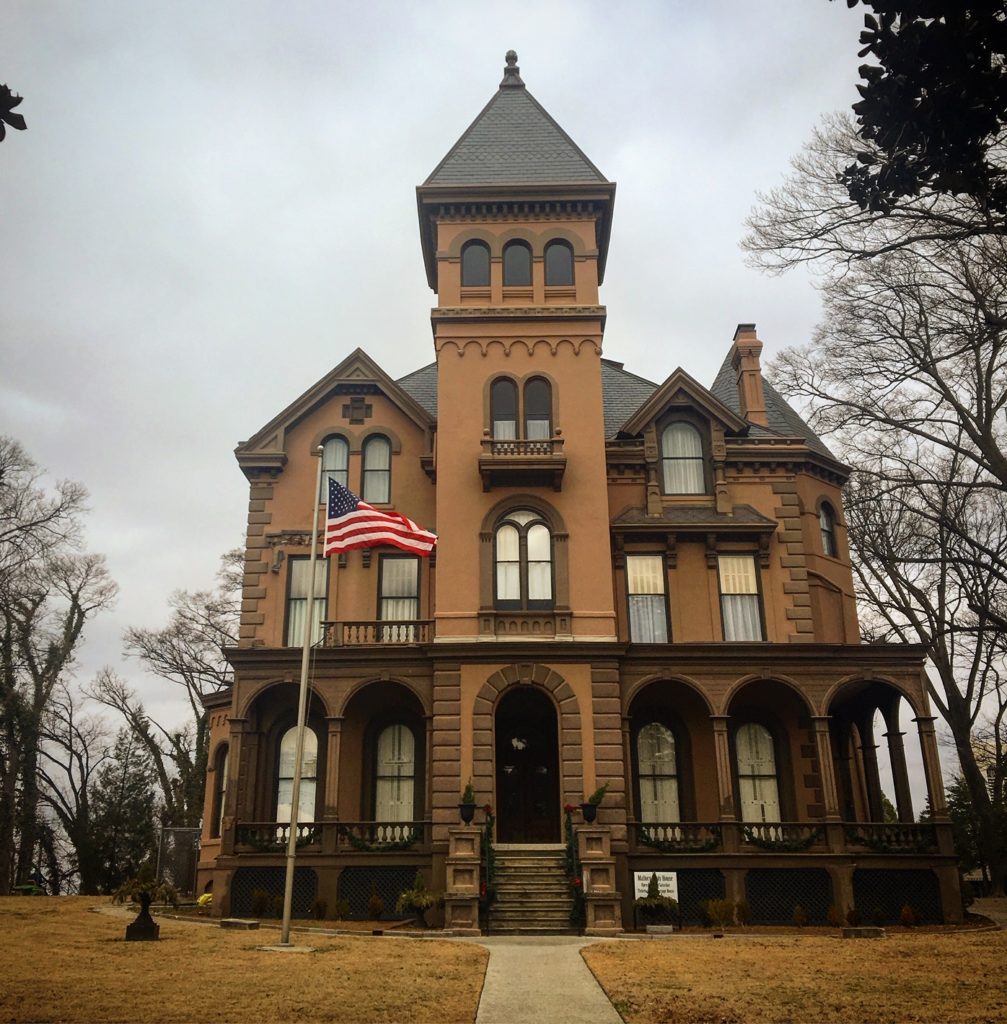 Victorian Village, breathtaking tour to Memphis