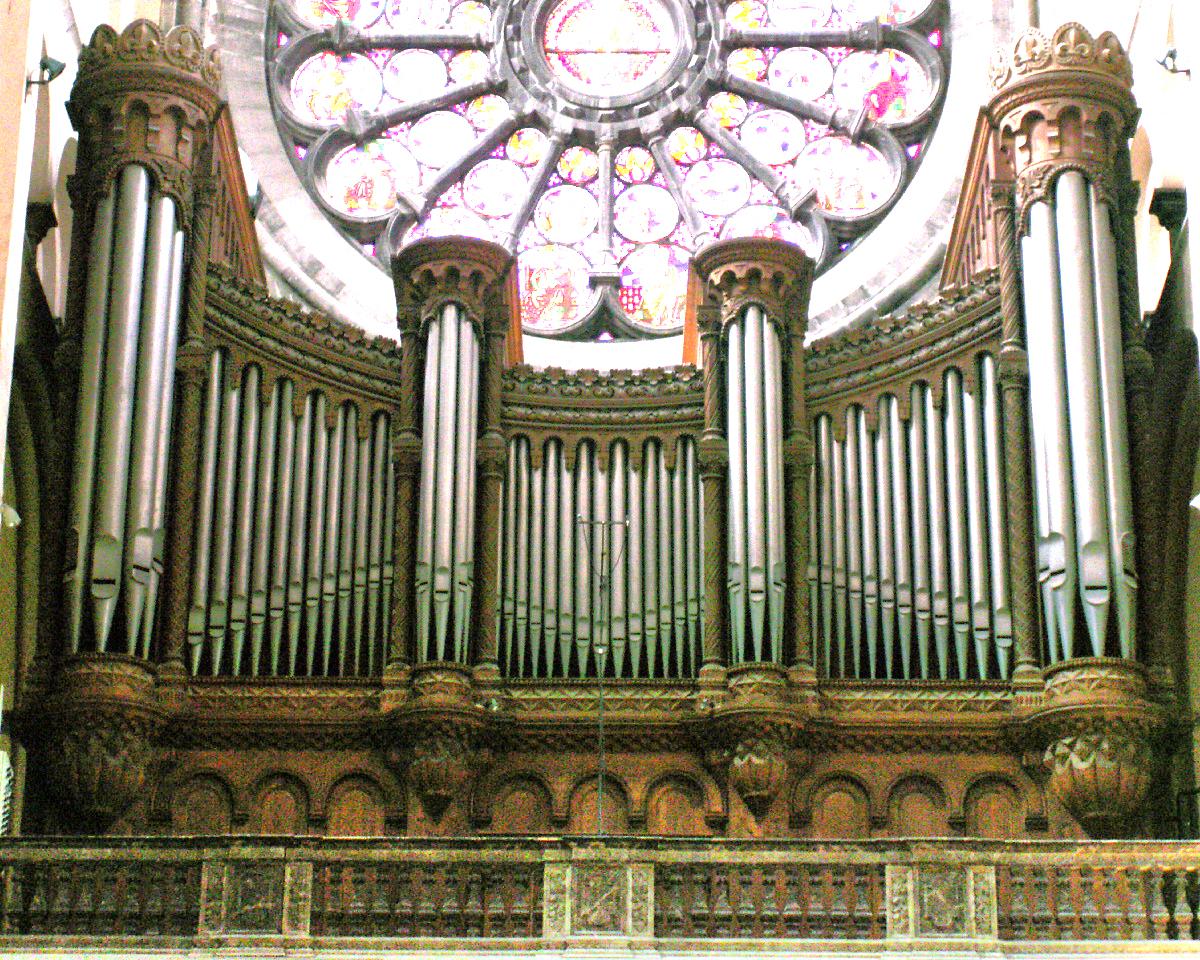 Interior Architecture of Notre Dame Cathedral 