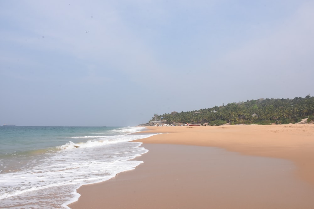 Poovar beach