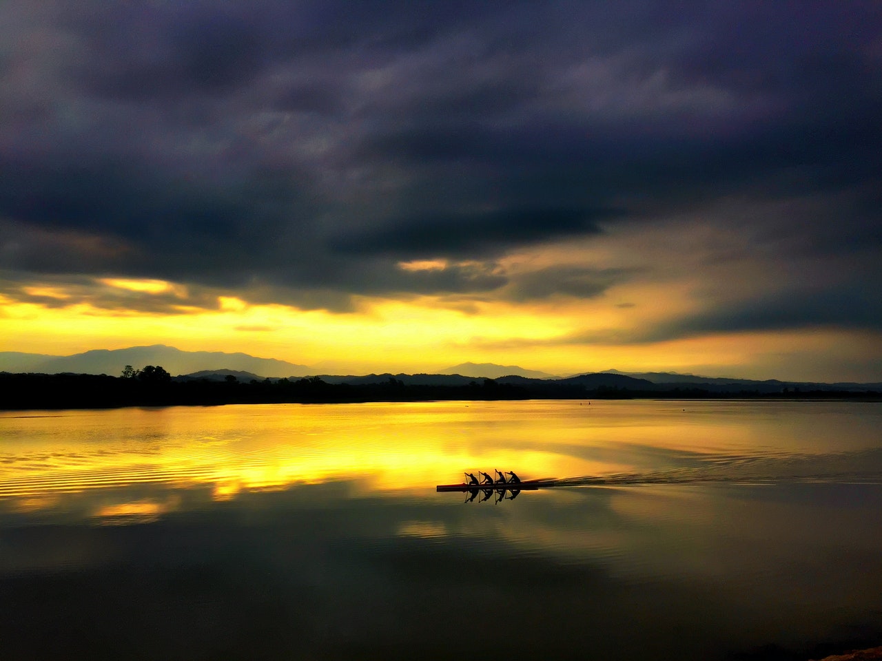 Boating at Hogenakkal